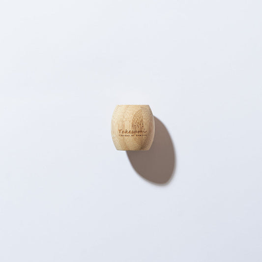 Brosse à dents en bambou infusée au charbon de bambou